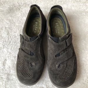 NEW! Clark’s Privo Slip On Shoes Charcoal Sz 5